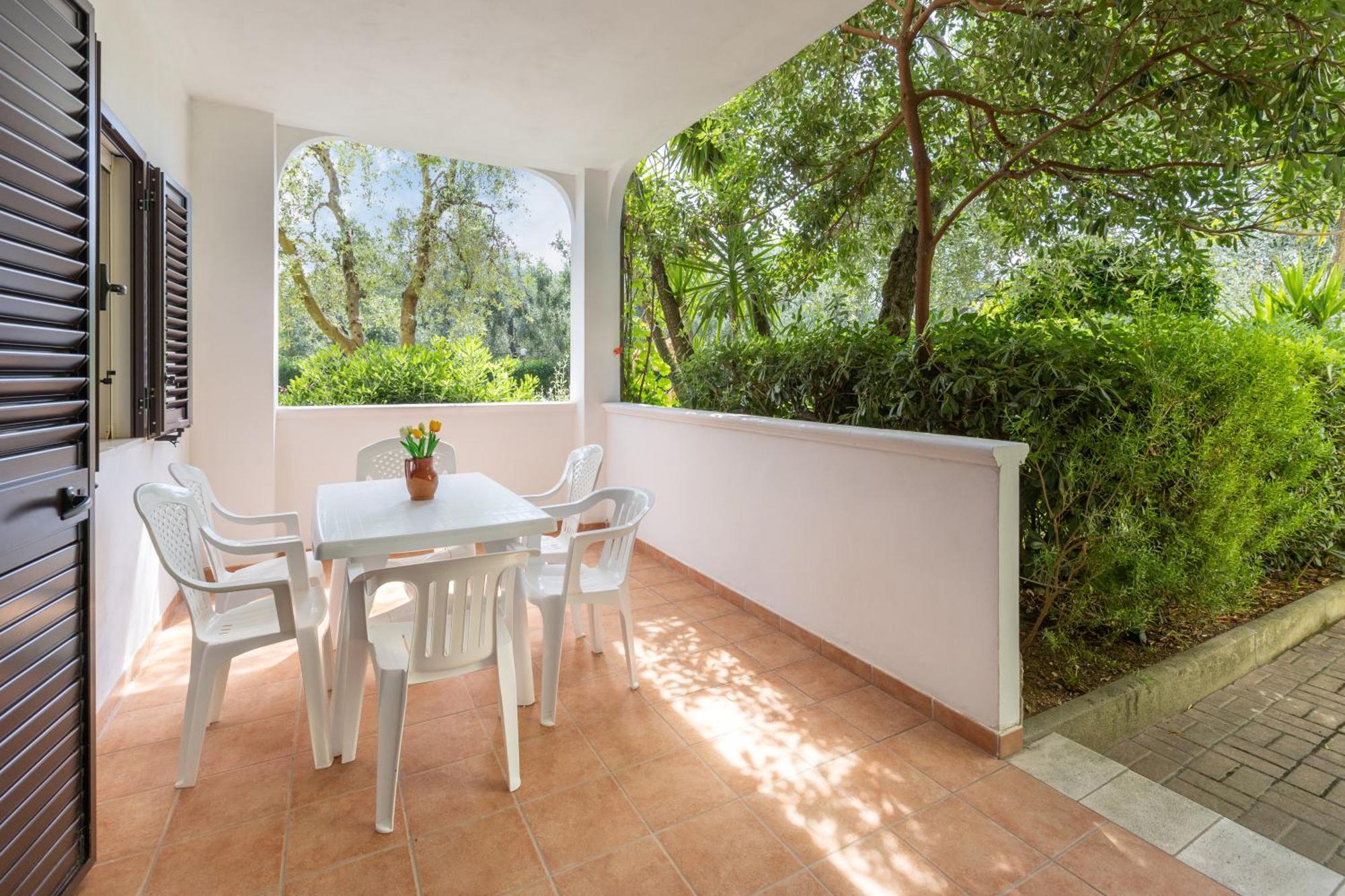 Residence Villa Le Macine Весте Екстериор снимка